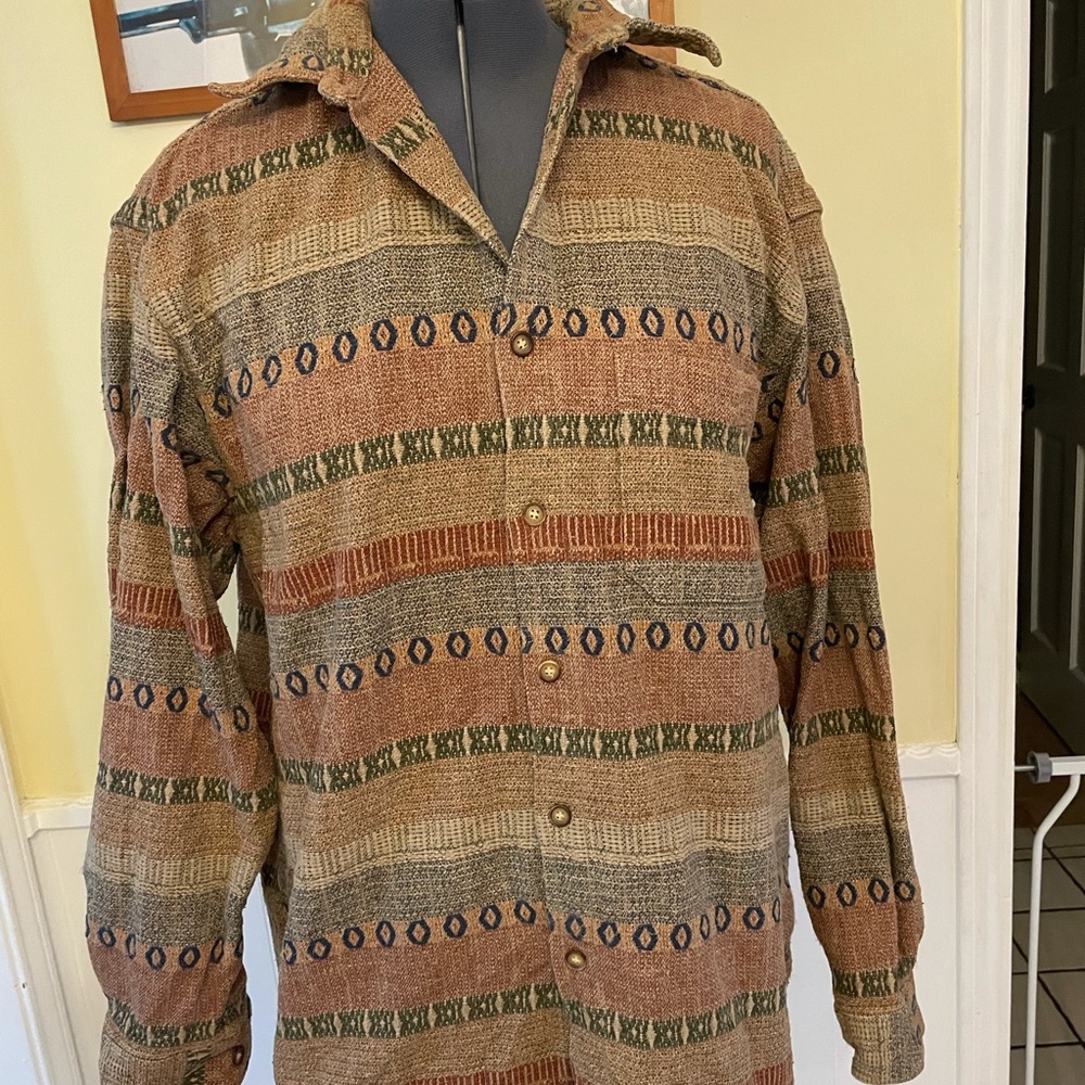 Vintage Men’s Territory Ahead shirt